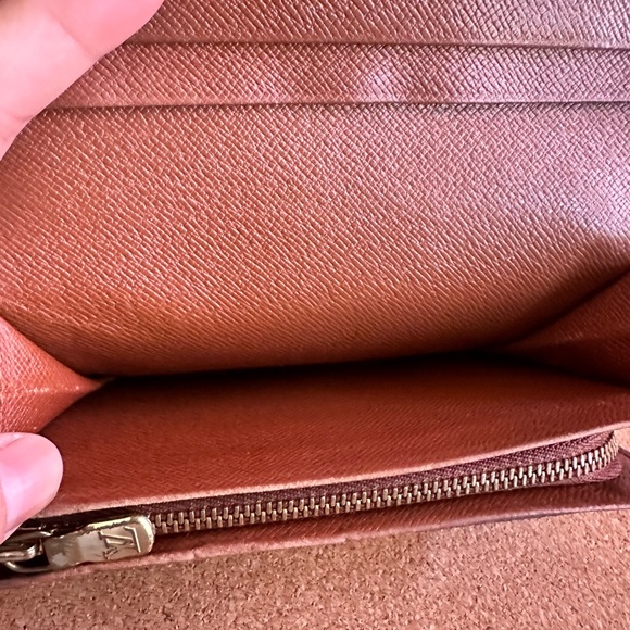 Louis Vuitton Monogram Porte-Monnaie Tresor Wallet - Picture 11 of 14